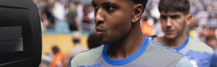 罗马诺：若巴尔科拉今夏离队，巴黎本打算买罗德里戈作为替代者